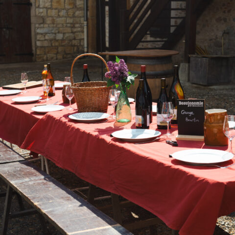Image-Déjeuner d'été à la Grange Bourbon
